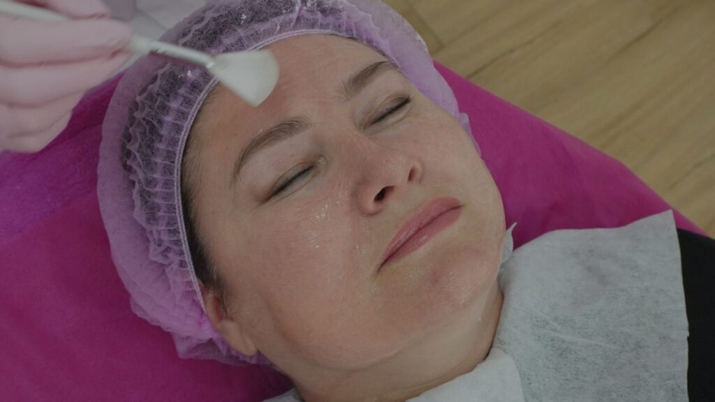Dermaplaning Facial 101 Benefits, Process & Aftercare